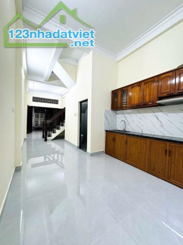 Ngọc Thuỵ Long biên 42m 4t giá 8.8 tỷ ô tô qua nhà - 1