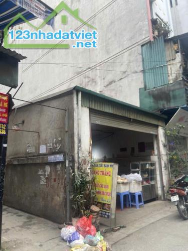 BÁN NHÀ PHỐ HOA BẰNG 2 MẶT TIỀN - 3