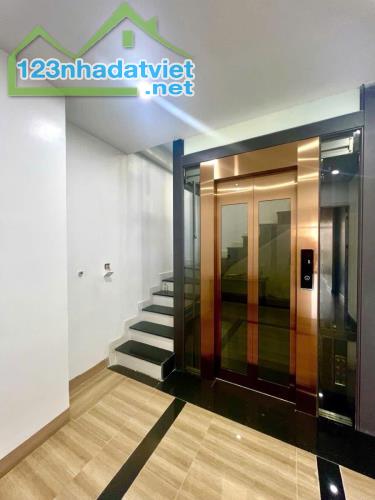 PL Hồ Đền Lừ Thang Máy - Gara Ô Tô - Nội Thất Hiện Đại DT 45m2 6 tầng Giá 19.5 tỷ - 4