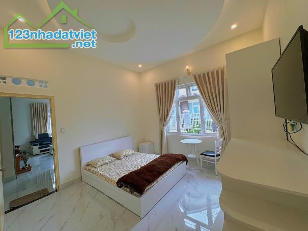 Bán căn Villa  mới hoàn công tại Trần Đại Nghĩa - P8- Đà Lạt giá mới 8 tỷ 8 - 2