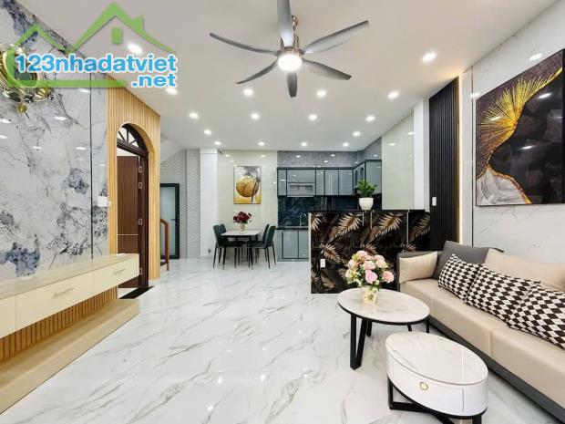 Siêu phẩm 2 tầng 49m2 đẹp lung linh p9 Gò Vấp. - 2