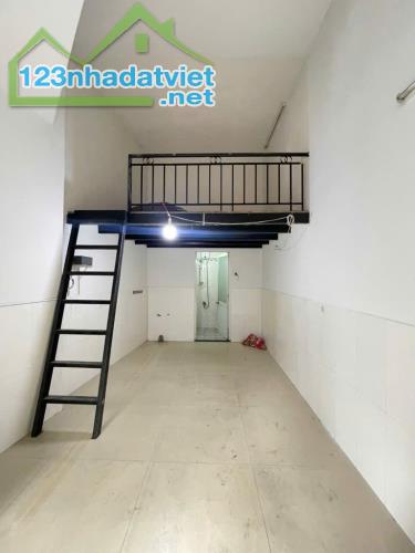 Căn Hộ Dịch Vụ  - 5 Tầng BTCT-  7PN- Khu Vip Sân Bay- Tân Bình- Hxh Tránh- 64m2– Giá 13Tỷ - 5