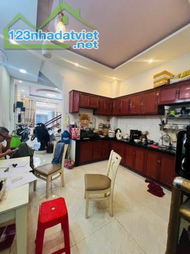 Bán nhà Phạm Văn Chiêu p9 Gò Vấp HXH, 2 tầng ,52m2 chỉ 4 tỷ39 - 3