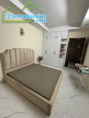 TƯ ĐÌNH – BÁT KHỐI – NHÀ XINH FULL ĐỒ – 20M RA Ô TÔ – 5,8 TỶ! - 2