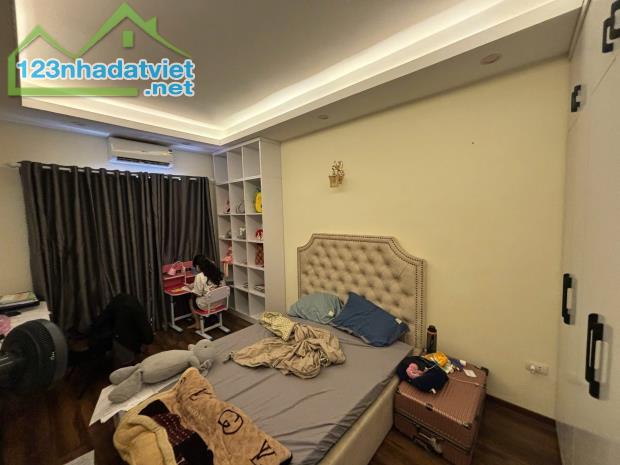 TƯ ĐÌNH – BÁT KHỐI – NHÀ XINH FULL ĐỒ – 20M RA Ô TÔ – 5,8 TỶ! - 3