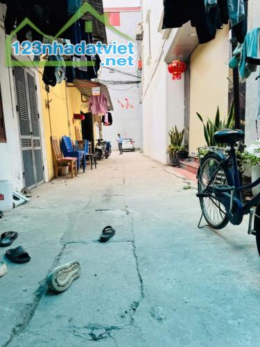 BÁN ĐẤT GIÁ ĐẦU TƯ ,VĨNH HƯNG - HOÀNG MAI - 60 M-MT-4,5 M - 6,05 TỶ - 2