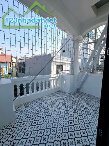 BÁN NHÀ ĐẸP KIM GIANG, HÀ NỘI. 42m2 , 10ty95. Ô TÔ -NGÕ THÔNG-KINH DOANH-TẶNG NỘI THẤT XỊN - 3