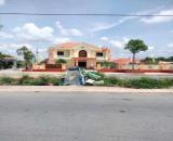 Nhà vườn 4000m2 view kênh  2 mặt tiền đường 7m  cách Chợ Tân chánh cách HL 24 chỉ 500m