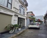 Bán nhà mặt ngõ otoo thông, 32m2, 5 tầng, mới đẹp, view sông, Long Biên, hơn 5 tỷ