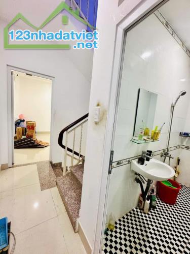 Cần tiền bán gấp căn nhà Đường Nguyễn Văn Thời, Bình Chánh. Giá chỉ 2tỷ150 còn thương lượn - 4