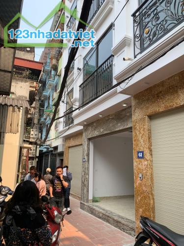 Bán Nhà Cổ Nhuế Cạnh Trường Mầm Non Tiểu Học 5Tầng 6.05tỷ 37m2