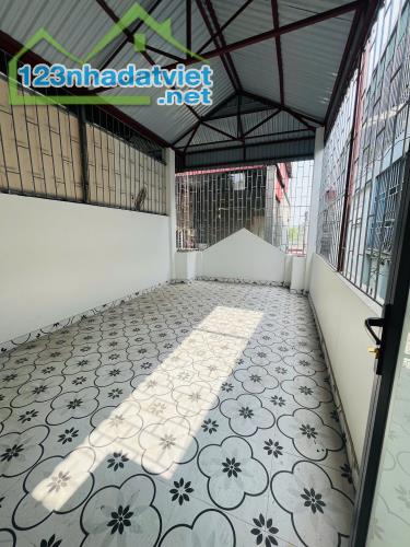 Cho thuê nhà Đại Từ Full đồ 4 tầng x 40m2, 4 ngủ, 12 Triệu Full đồ ở gia đình vào ngay - 4
