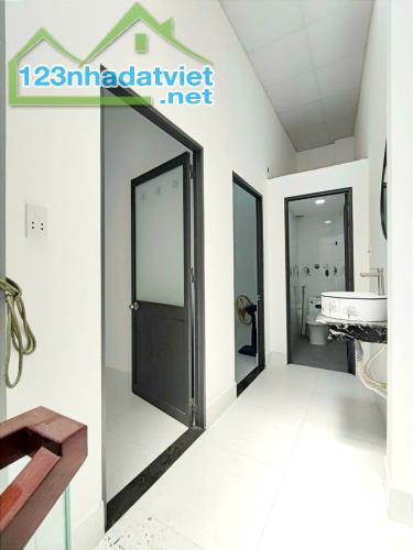 Nhà mới 2 tầng hẻm 314 Âu Dương Lân P3Q8. 3.5 tỷ TL - 4