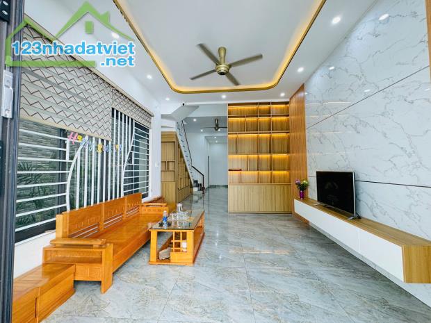 Bán nhà 4 tầng đường 7.5m Đinh Đức Thiện, Hòa Minh, Liên Chiểu - 90m2, giá 6.75 tỷ TL - 1