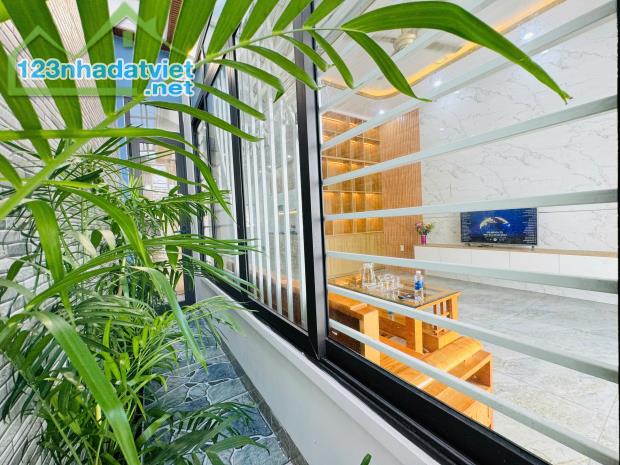 Bán nhà 4 tầng đường 7.5m Đinh Đức Thiện, Hòa Minh, Liên Chiểu - 90m2, giá 6.75 tỷ TL - 2