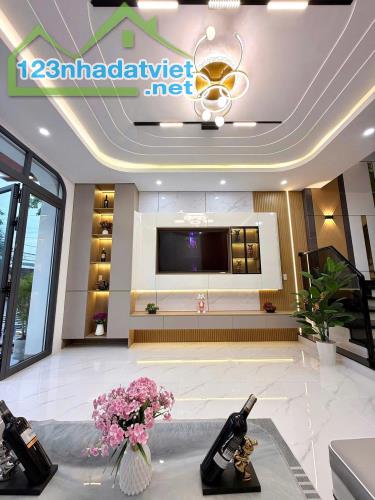 Chỉ 2 tỷ 850 – Sở hữu nhà mới 100% hẻm 1 sẹc, diện tích 150m², 3PN, 4WC– Trung tâm TP. Thủ - 3
