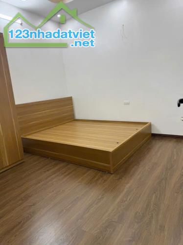 Cho thuê nhà ngõ 58 Phố Trương Định, 3 tầng x 45m2, 3 ngủ, 13 Triệu - 1