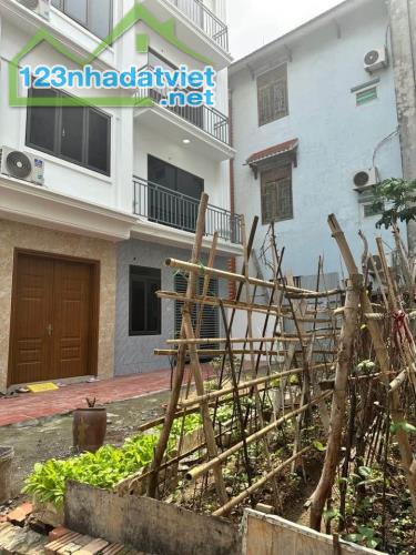 Cần sang tên lô đất 36m, đang trồng rau sạch ăn. Miêu Nha, Tây Mỗ, Nam Từ Liêm.