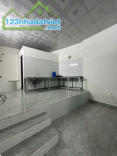 NHÀ MẶT ĐƯỜNG TRẦN NHÂN TÔNG - VỊ TRÍ ĐẸP - GIÁ CỰC HỢP LÝ - 2