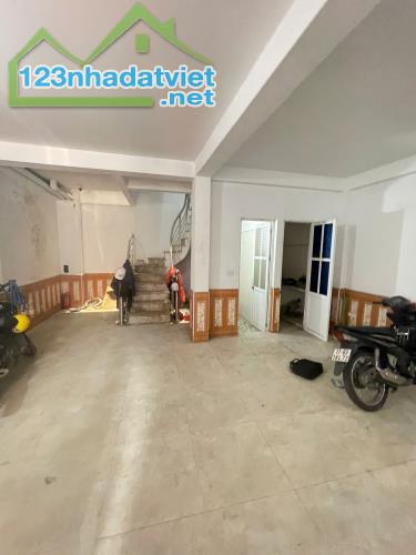 BÁN NHÀ NGÕ 28 ĐẠI LINH 61M X 6 TẦNG PHÂN LÔ KINH DOANH DÒNG TIỀN 9 PHÒNG KHÉP KÍN GIÁ 7 T