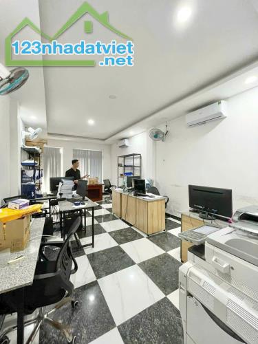 CẦN BÁN CĂN NHÀ 4 TẦNG MẶT TIỀN ĐƯỜNG SỐ 11 - PHƯỜNG TRƯỜNG THỌ- THỦ ĐỨC - 4