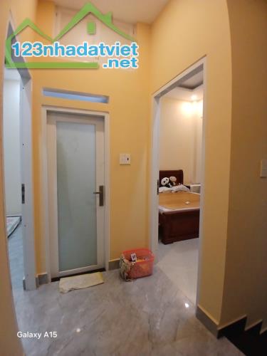 Bán nhà HXT tránh, Biệt Thự ven sông, Lê Đức Thọ, 6x16. Phường 14, Gò Vấp, giá 10,8 tỷ