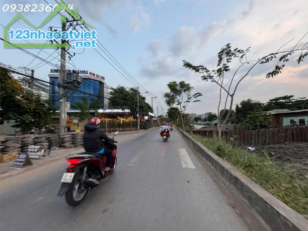 GIẢM SỐC CHO LÔ ĐẤT MẶT TIỀN THẠNH LỘC 13, 4.2X25M, SÁT UỶ BAN PHƯỜNG - 4