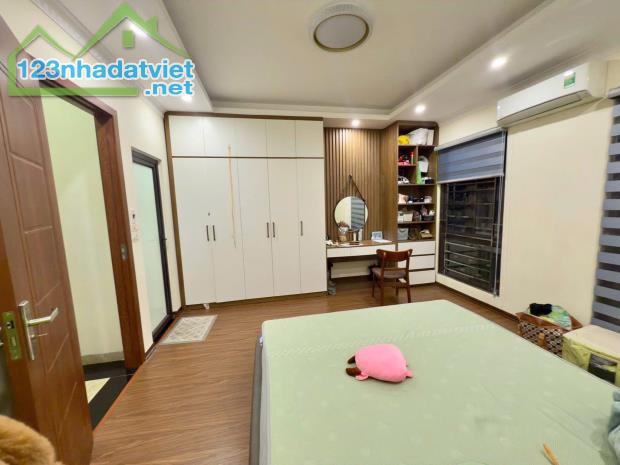 BÁN NHÀ NGÕ 7 CHIẾN THẮNG – 30M² x 5 TẦNG – MẶT TIỀN RỘNG – FULL NỘI THẤT – GIÁ 6.7 TỶ - 2