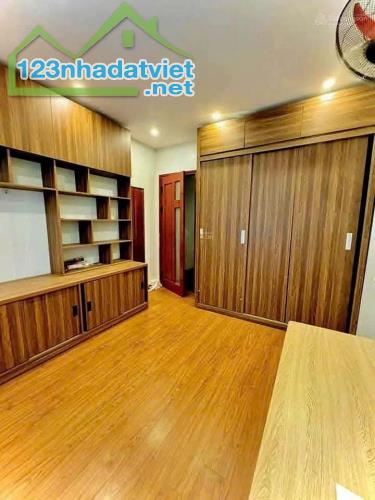 11 TRIỆU CHO THUÊ NHÀ PHỐ TRẠM GẦN AEON, Ô TÔ, 42M2 5PN, VĂN PHÒNG, Ở HỘ GIA ĐÌNH - 2