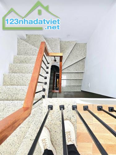 Bán nhà lô góc Xuân Đỉnh - gần Ngoại Giao Đoàn - thang máy - full nội thất - 4