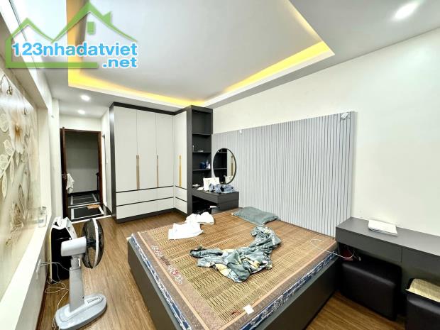 BÁN NHÀ LÊ TRỌNG TẤN, 5 TẦNG ĐẸP, NGÕ 3 GÁC, GẦN Ô TÔ GIÁ CHỈ 6.5 TỶ - 2