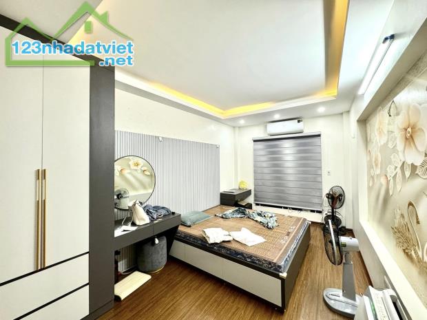 BÁN NHÀ LÊ TRỌNG TẤN, 5 TẦNG ĐẸP, NGÕ 3 GÁC, GẦN Ô TÔ GIÁ CHỈ 6.5 TỶ - 3