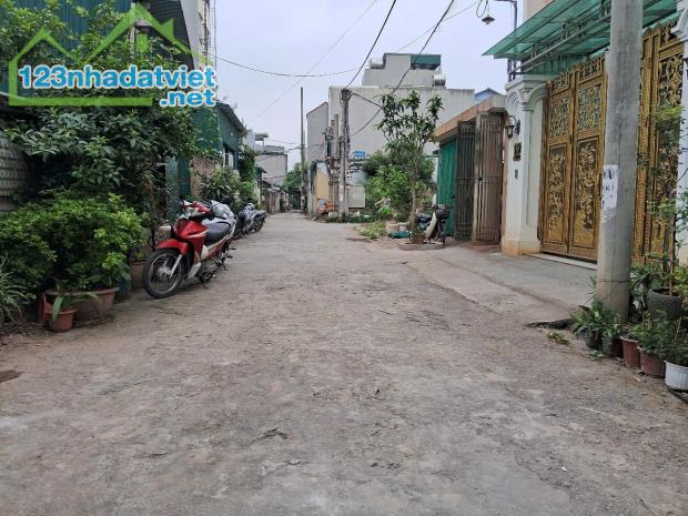 BÁN ĐẤT THẠCH BÀN, LONG BIÊN - GẦN AEON MALL LONG BIÊN - PHÙ HỢP ĐẦU TƯ - 75M2 GIÁ - 1