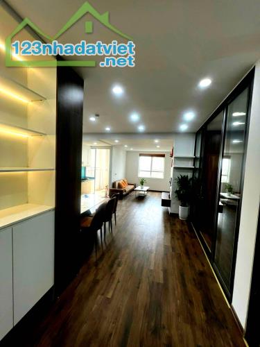 Chính chủ bán gấp chung cư Hacisco,107 Nguyễn Chí Thanh, Đống Đa. DT  110m2 – 3PN. 8,65 - 3