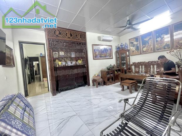 DỐC TAM ĐA - VỊ TRÍ ĐẸP - TRUNG TÂM BA ĐÌNH, TÂY HỒ - VỈA HÈ OTO TRÁNH ĐỖ - KINH DOANH - 1