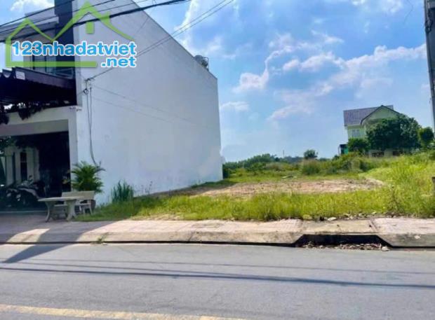 🆘GIÁ NGỘP!!BÁN NGAY LÔ ĐẤT MT ĐƯỜNG 344M2 TÂN THẠNH ĐÔNG, SHR GIÁ 700TR