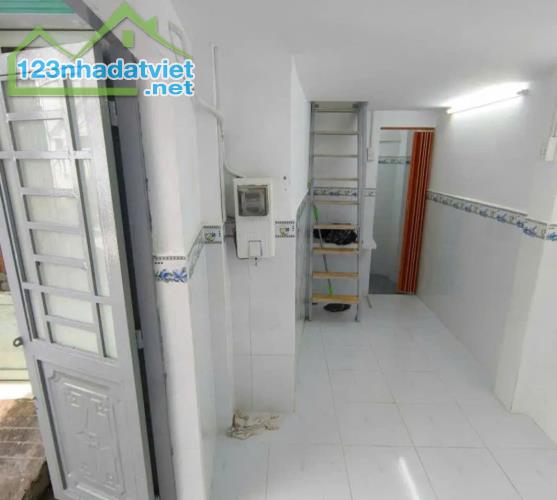 BÁN DÃY TRỌ CỰC HIẾM 80M2–CÓ DÒNG TIỀN-HẺM XE HƠI RỘNG 5M. - 2