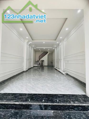 Bán nhà 5 tầng mới xây phố Trần Hòa, ô tô tránh, kinh doanh, chỉ 10.85 tỷ. - 4