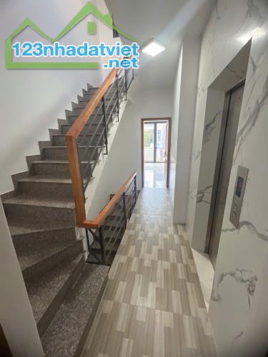 Bán Nhà Mặt Tiền,Khu Tên Lửa,Ngay Chợ Da Sà -4 Tầng - 4m x 23m - 11,8 Tỷ TL - 2