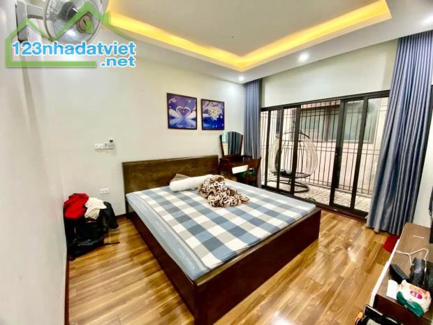 Bán nhà phân lô Hoàng Văn Thái 105m2, 4 tầng, mt 5.5m, ô tô tránh, kinh doanh, chỉ 23.5 tỷ - 2
