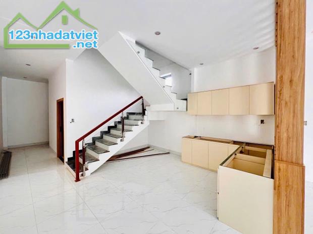 Trăm Người Bán Vạn Người Mua Hơn Thua Ở Pháp Lý Và Chất Lượng - 4