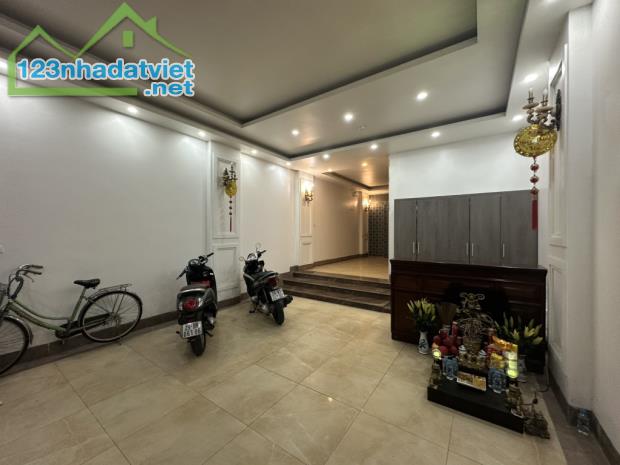 SIÊU HIẾM 1.0.2 BÁN TÒA BUILDING LIỄU GIAI - 100M2 - 9 TẦNG THANG MÁY -2 MẶT THOÁNG 68 TỶ - 1