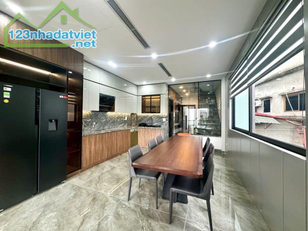 Vip Nhất Bồ Đề, Ngõ Thông Hồng Tiến Ôtô, 5 Tầng Thang Máy, 55M2, Full Nội Thất, Gía 12 tỷ - 2