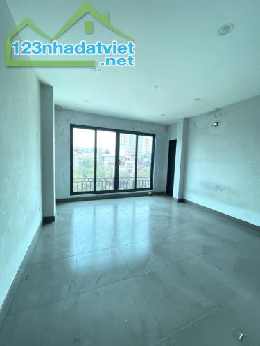 Bán Nhà Đại Từ. Hoàng Mai. 6 Tầng Thang Máy. Ô Tô. DT 72m2. MT 4,8m. Giá 20,4 Tỷ.