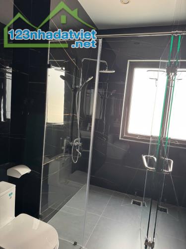 + Nhà 3 tầng mới xây nội thất châu âu siêu đẹp, Biển Nguyễn Tất Thành 100m, khu bãi tắm - 3