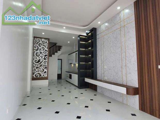 NHÀ  MỚI KOONG NGÕ 12 QUANG TRUNG HÀ ĐÔNG Ô TÔ GẦN 5 TẦNG FULL NỘI THẤT XIN SÒ