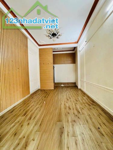 💥HẠ GIÁ,Nhà TC 4*20m,thực 22m,hẻm Hùng Vương,ngay Trường Buôn Ma Thuột