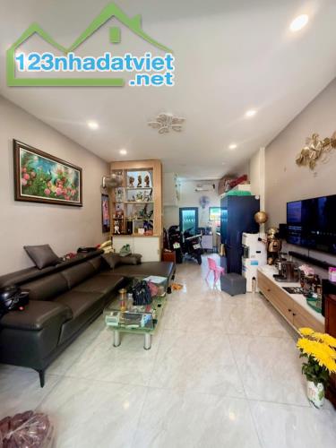 Bán Nhà Lê Văn Quới - Bốn Xã Bình Tân - Hẻm Xe Tải - 2 Tầng BTCT - 4 x 9m - Hơn 3 Tỉ - 1