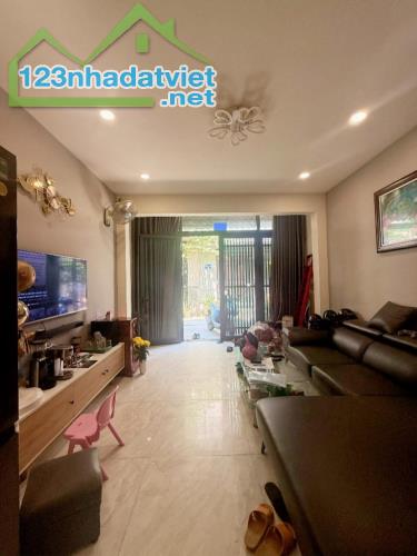 Bán Nhà Lê Văn Quới - Bốn Xã Bình Tân - Hẻm Xe Tải - 2 Tầng BTCT - 4 x 9m - Hơn 3 Tỉ - 2