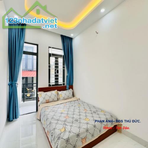 🔥 Bán Nhà Phố Liền Kề Lê Văn Thịnh, Quận 2 _ Không Qui Hoạch _ Hẻm Xe Hơi _ 2 tầng 2 pn